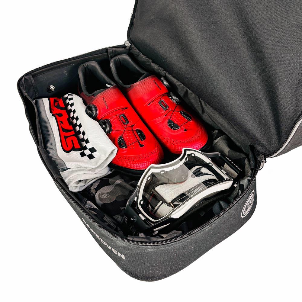 STAYSTRONG HELMET BAG CHEVRON