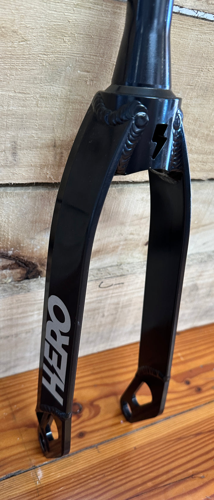 *USED* HERO Thunderbolt Aluminium Fork - Pro24"