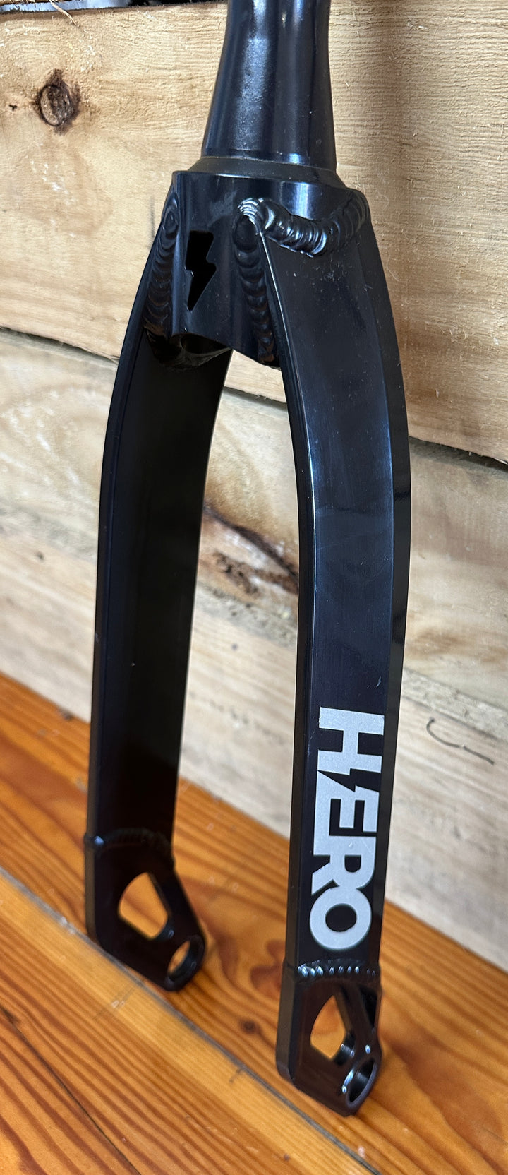 *USED* HERO Thunderbolt Aluminium Fork - Pro24"