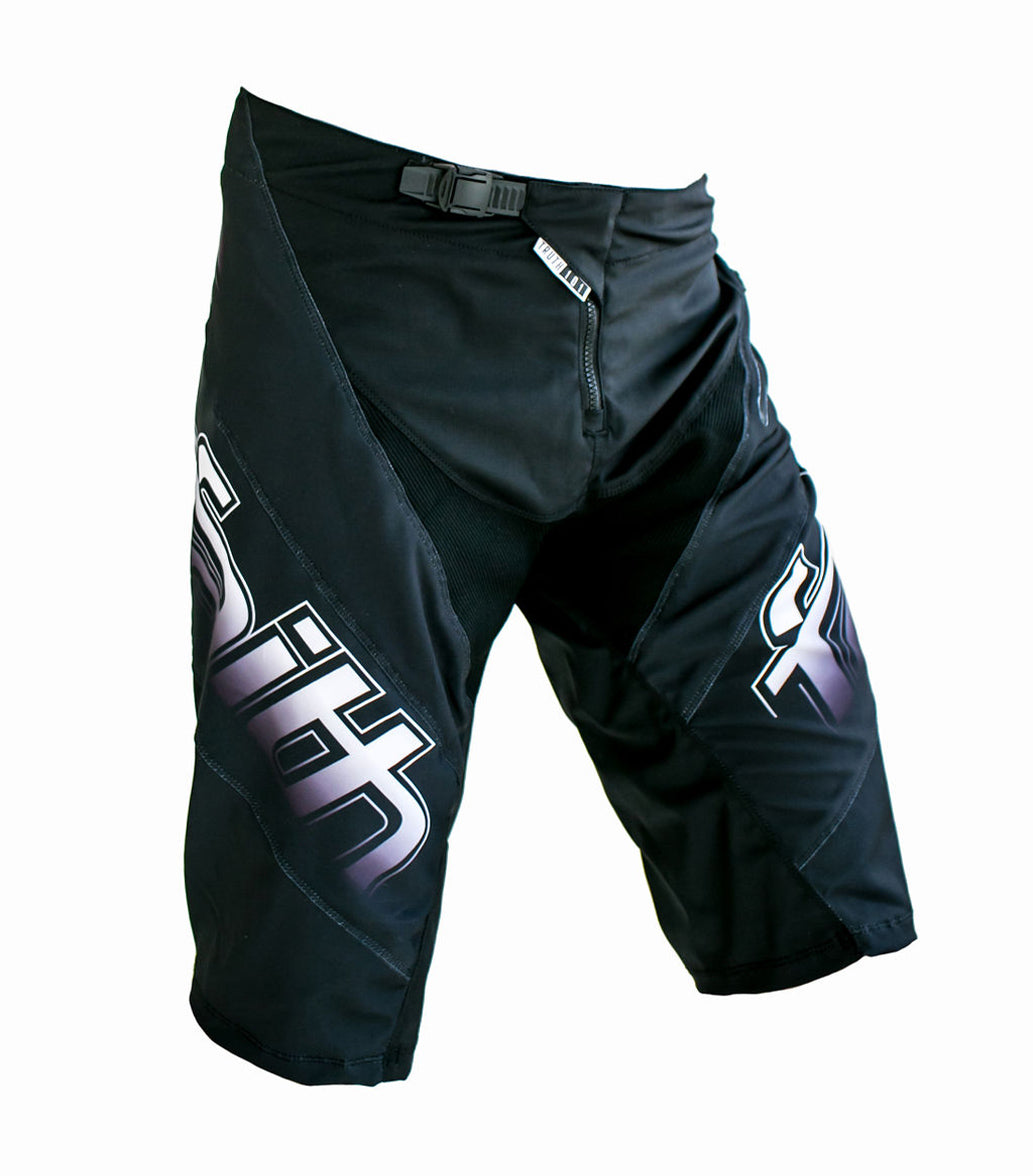 Faith Race Short 101 Black/White Fade with key pocket